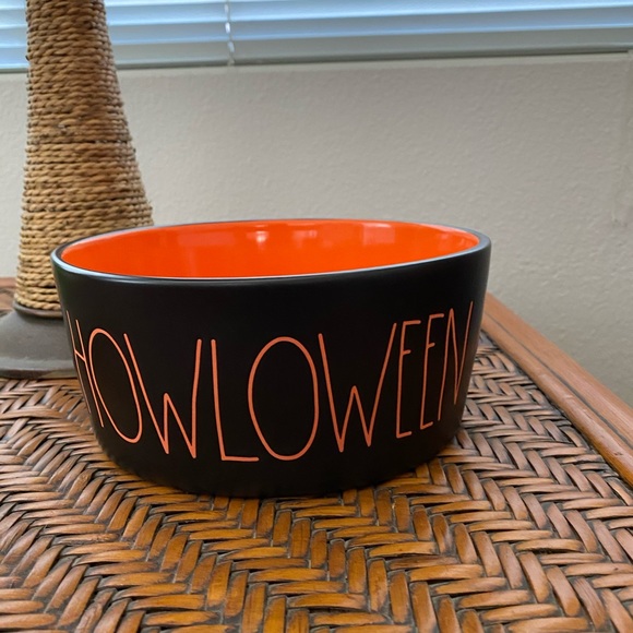 Rae Dunn doggo bowl. Howloween - Picture 3 of 3